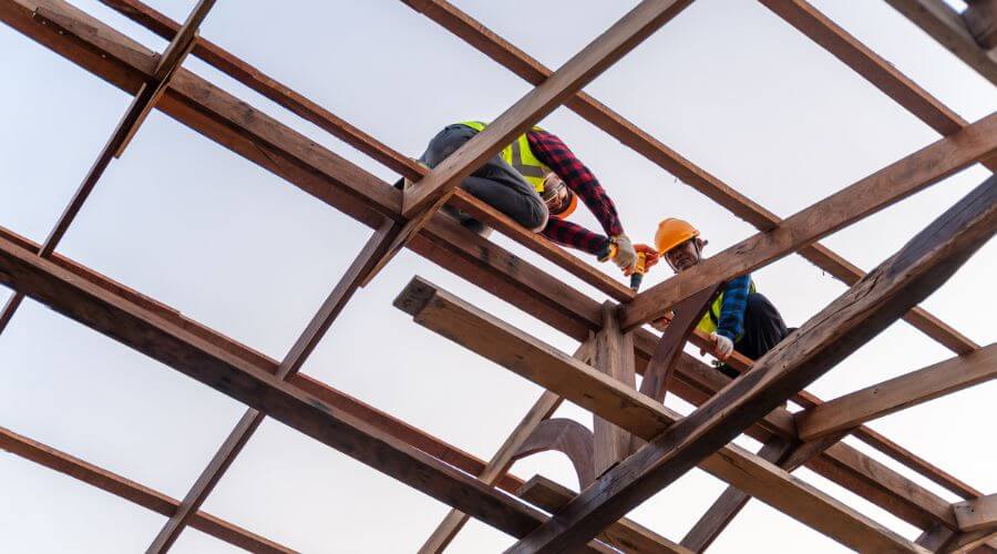 Professional gutter cleaning services in Loma Mar, CA